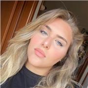 Insegnante di materie basilari per alunni che frequentano scuole elementari,medie e superiori